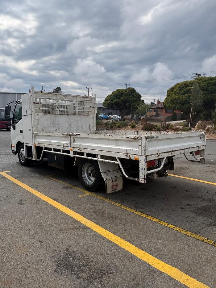 2017 Hino 300 Series White