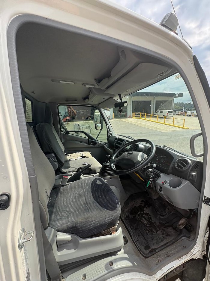 2017 Hino 300 Series White