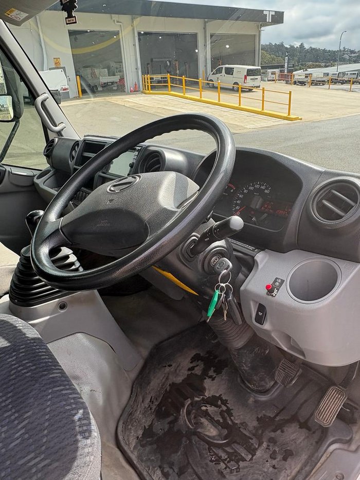 2017 Hino 300 Series White