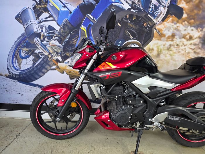 2016 Yamaha MT-03 (MT03LA) (ABS) RED