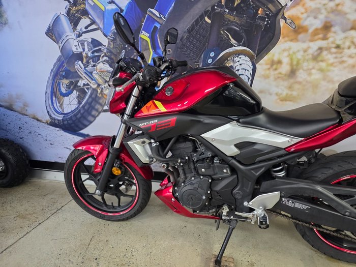 2016 Yamaha MT-03 (MT03LA) (ABS) RED