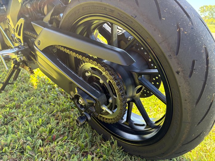 2025 YAMAHA YZF-R7LA Black