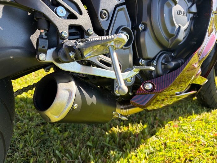 2025 YAMAHA YZF-R7LA Black