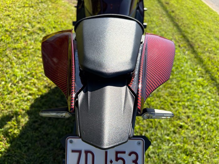 2025 YAMAHA YZF-R7LA Black