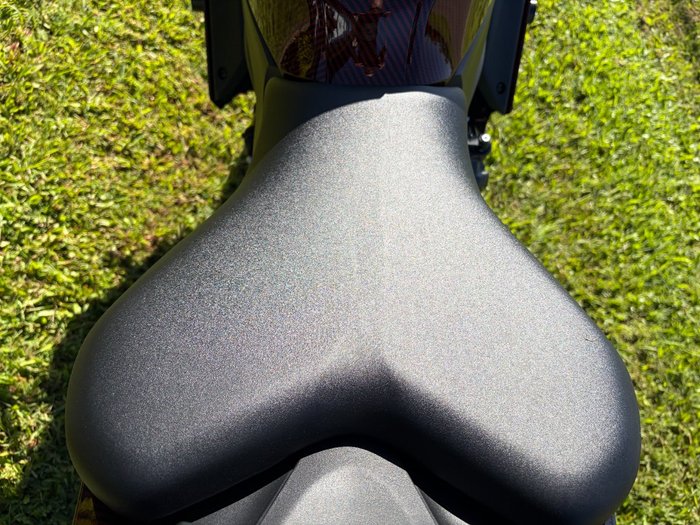 2025 YAMAHA YZF-R7LA Black