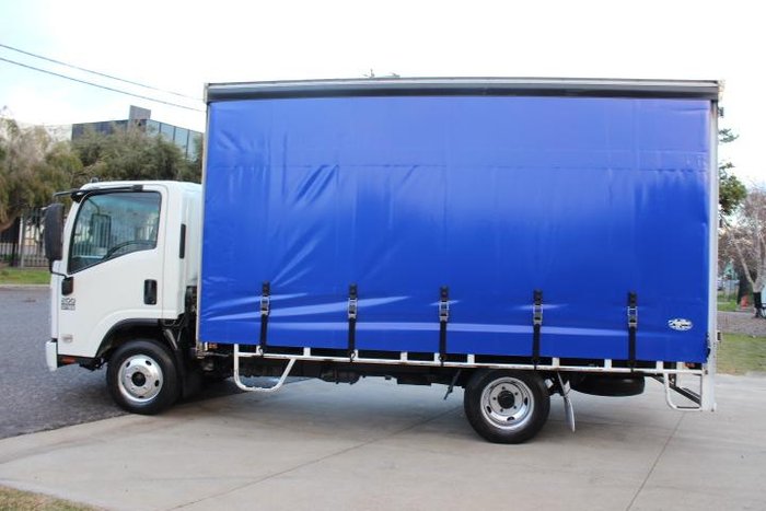 2018 Isuzu N Series NNR 55/45-150 WHITE