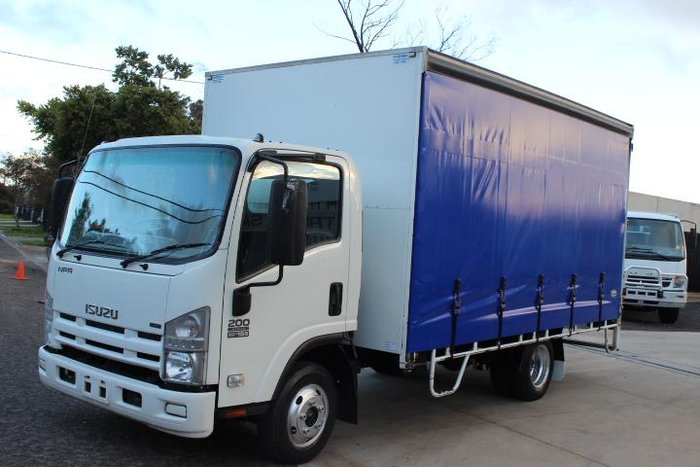 2018 Isuzu N Series NNR 55/45-150 WHITE