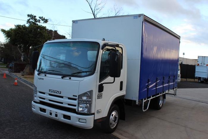 2018 Isuzu N Series NNR 55/45-150 WHITE
