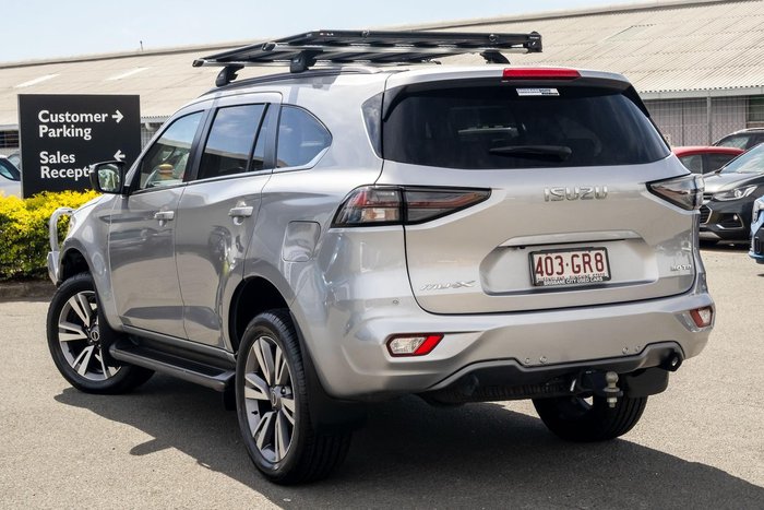 2022 Isuzu MU-X LS-T