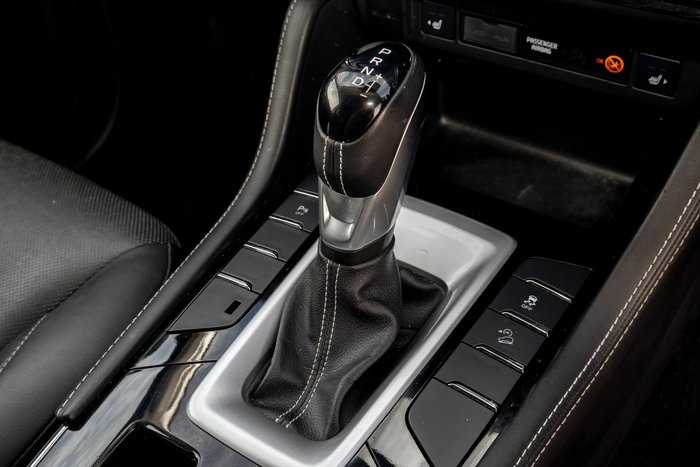 2022 Isuzu MU-X LS-T