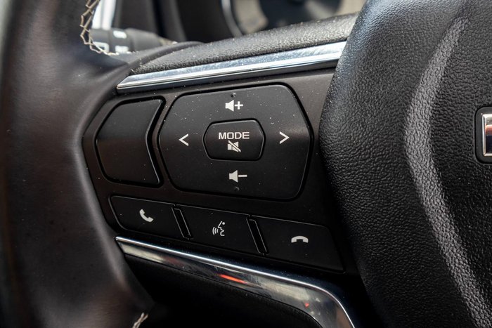 2022 Isuzu MU-X LS-T