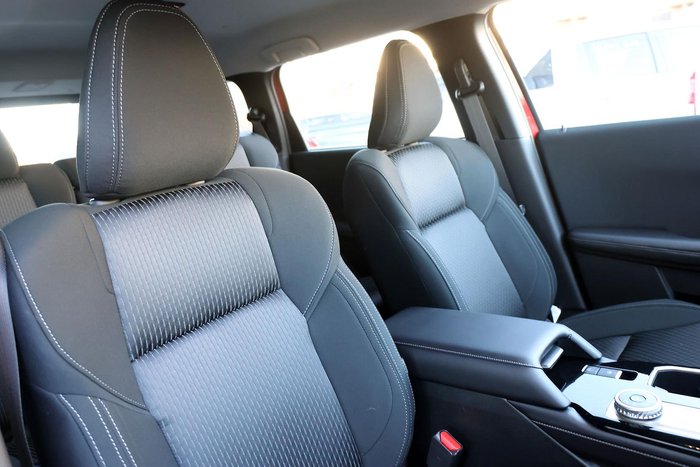 2025 Mitsubishi Outlander ES