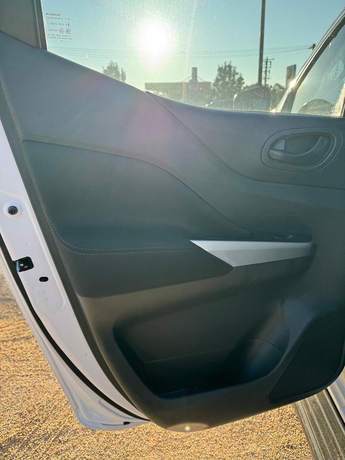 2023 Nissan Navara SL D23 MY23 4X4 Dual Range Solid White