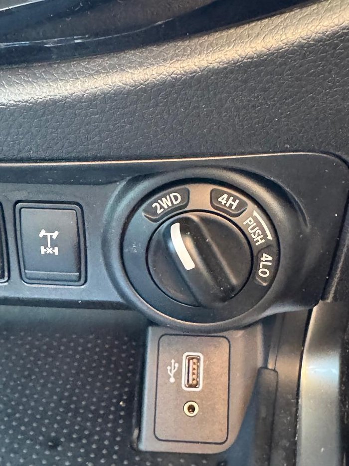 2023 Nissan Navara SL D23 MY23 4X4 Dual Range Solid White