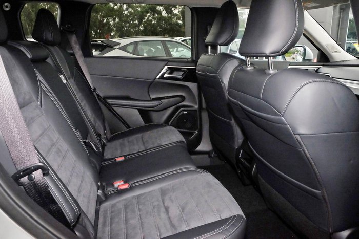 2025 Mitsubishi Outlander Aspire ZM MY25 Sterling Silver