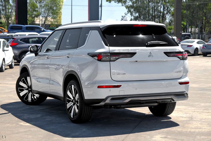 2025 Mitsubishi Outlander Aspire