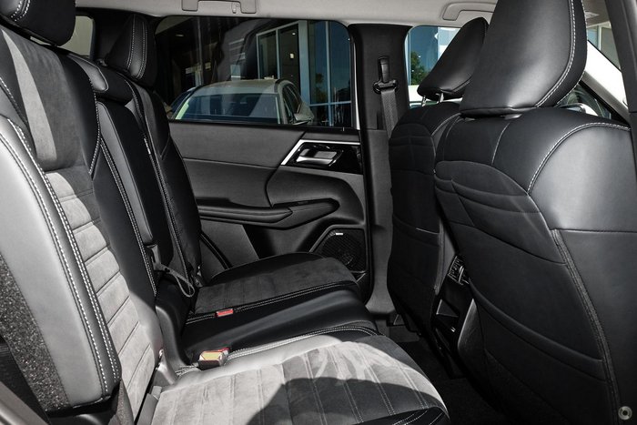 2025 Mitsubishi Outlander Aspire ZM MY25 White Diamond