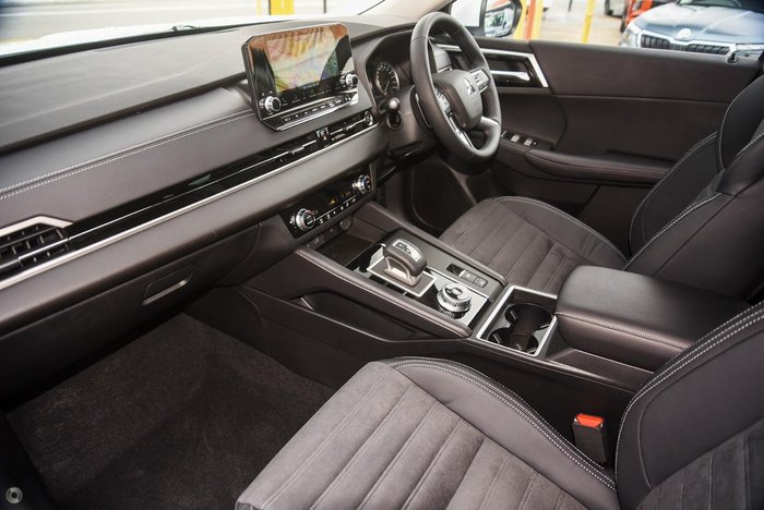 2025 Mitsubishi Outlander Aspire ZM MY24 White Diamond