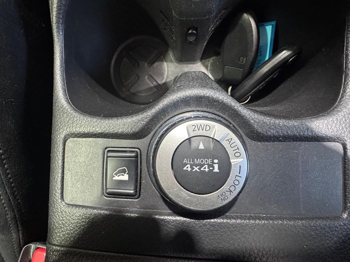 2016 Nissan X-TRAIL ST