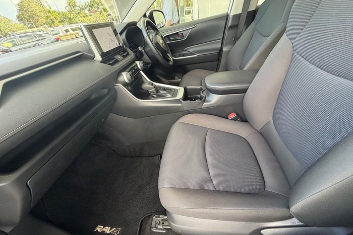 2024 Toyota RAV4 GX