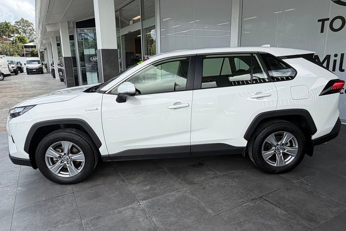 2024 Toyota RAV4 GX