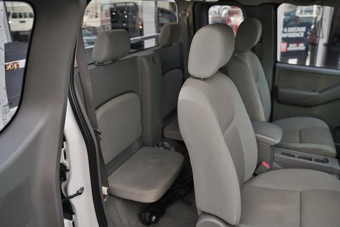 2008 Nissan Navara RX