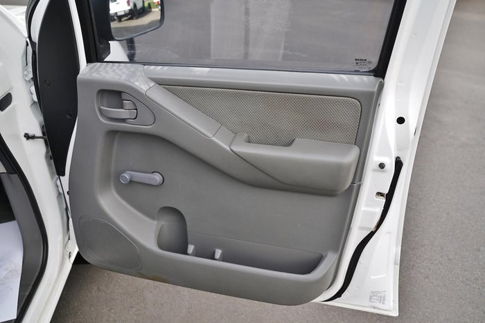 2008 Nissan Navara RX