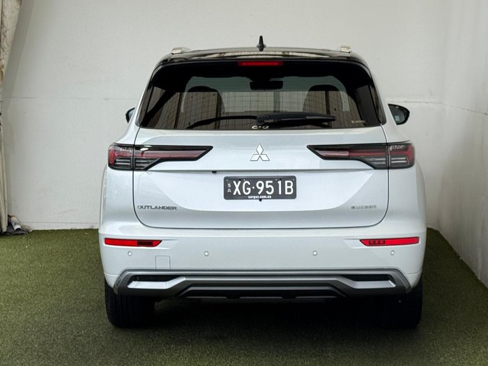 2025 Mitsubishi Outlander Exceed Tourer