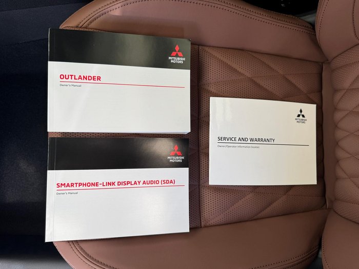 2025 Mitsubishi Outlander Exceed Tourer