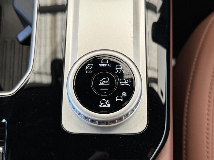 2025 Mitsubishi Outlander Exceed Tourer