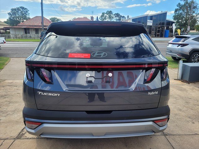 2026 Hyundai Tucson Hybrid Premium