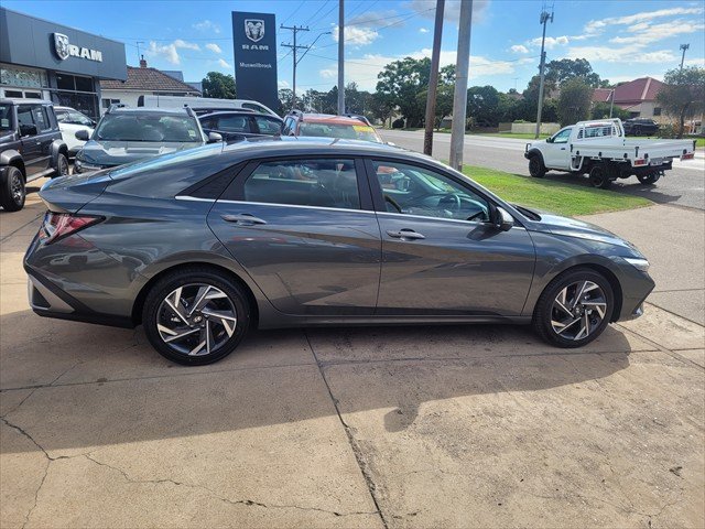 2025 Hyundai i30 Hybrid