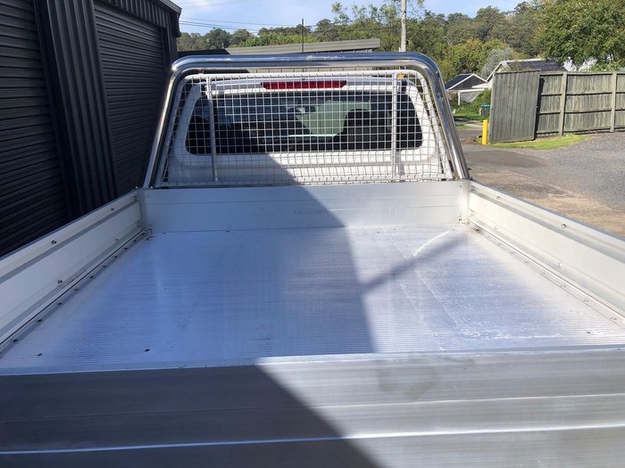 2021 Nissan Navara SL D23 MY21 4x2 Solid White