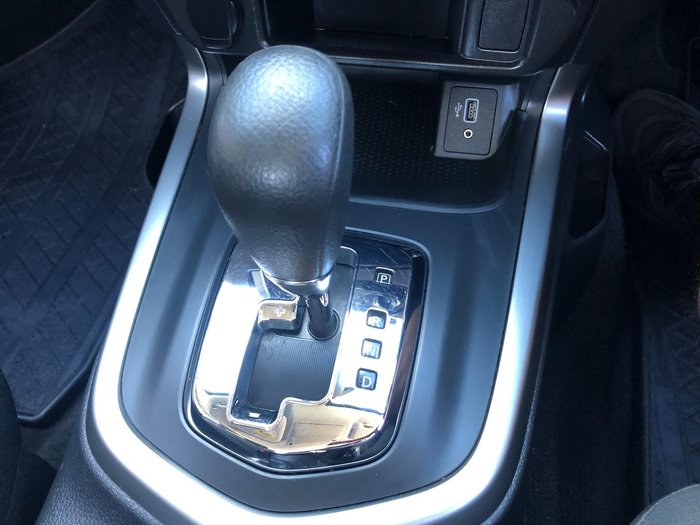 2021 Nissan Navara SL D23 MY21 4x2 Solid White