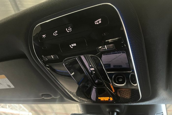 2024 Mercedes-Benz GLC-Class GLC300