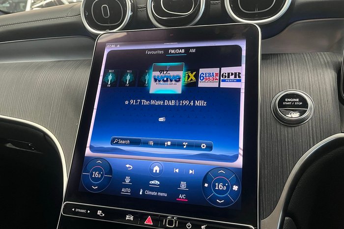 2024 Mercedes-Benz GLC-Class GLC300