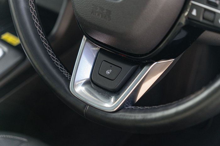 2022 Honda Civic e:HEV LX