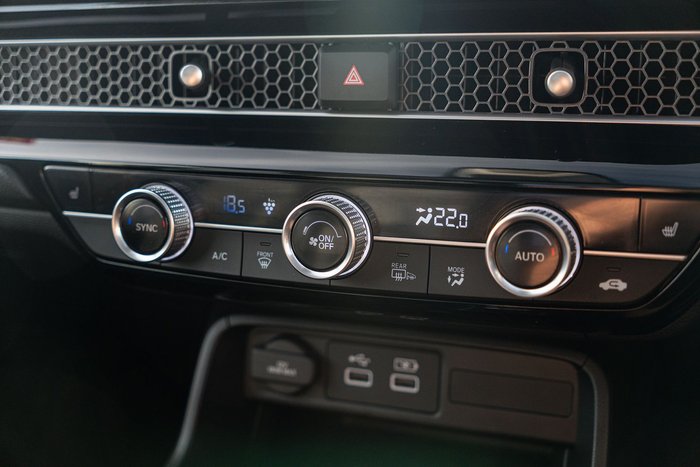 2022 Honda Civic e:HEV LX