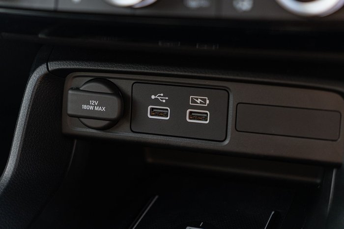 2022 Honda Civic e:HEV LX