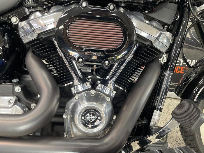 2019 Harley-Davidson Slim 107 (FLSL) Softail Black