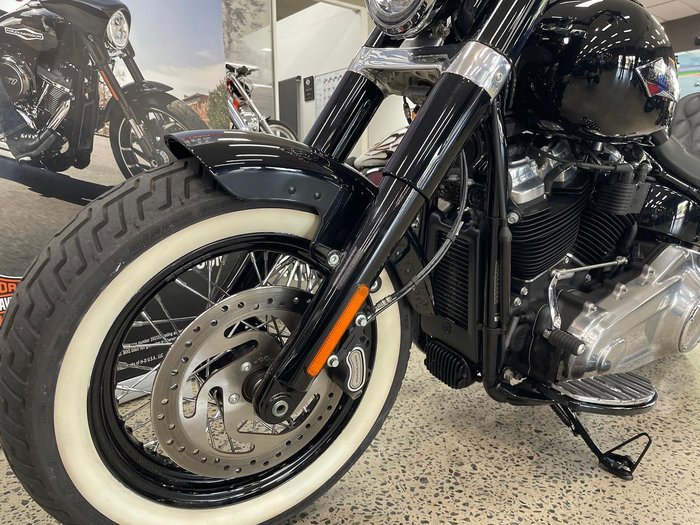 2019 Harley-Davidson Slim 107 (FLSL) Softail Black