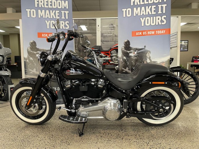 2019 Harley-Davidson Slim 107 (FLSL) Softail Black