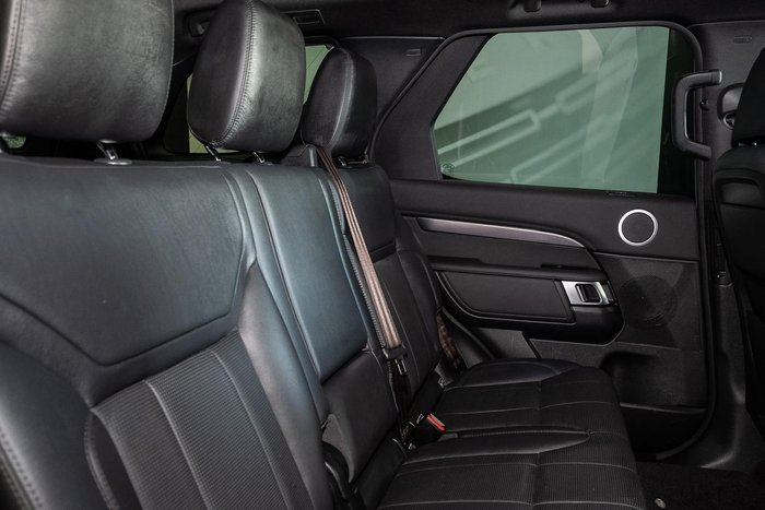 2019 Land Rover Discovery SD6 HSE