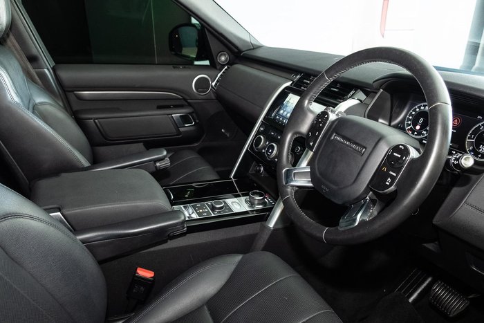 2019 Land Rover Discovery SD6 HSE