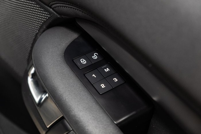 2019 Land Rover Discovery SD6 HSE