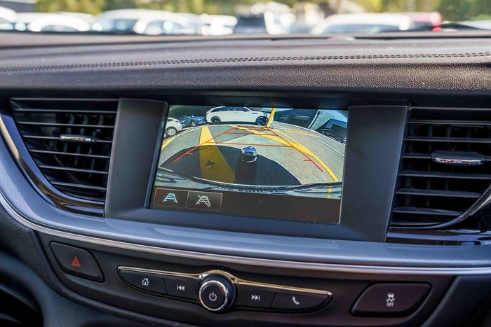 2018 Holden Commodore LT