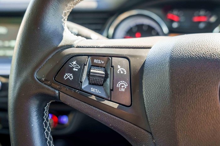 2018 Holden Commodore LT