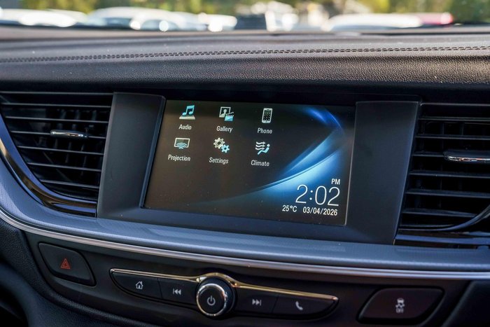 2018 Holden Commodore LT