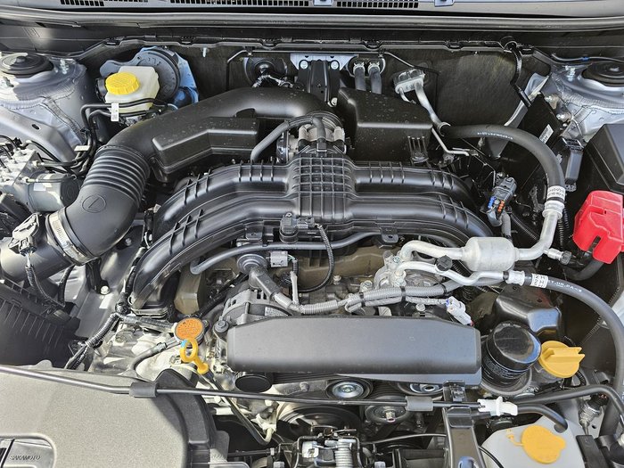 2025 Subaru Crosstrek 2.0L G6X MY24 AWD Ice Silver