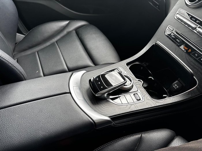 2019 Mercedes-Benz GLC-Class GLC200